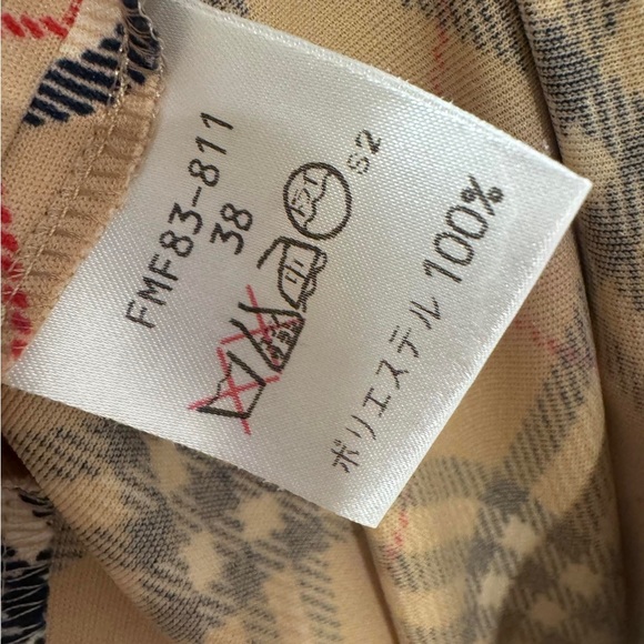 PRELOVED USED AUTHENTIC BURBERRY DRESS - Picture 5 of 7